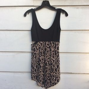 Donna Mizani tribal print cut out dress  XS S